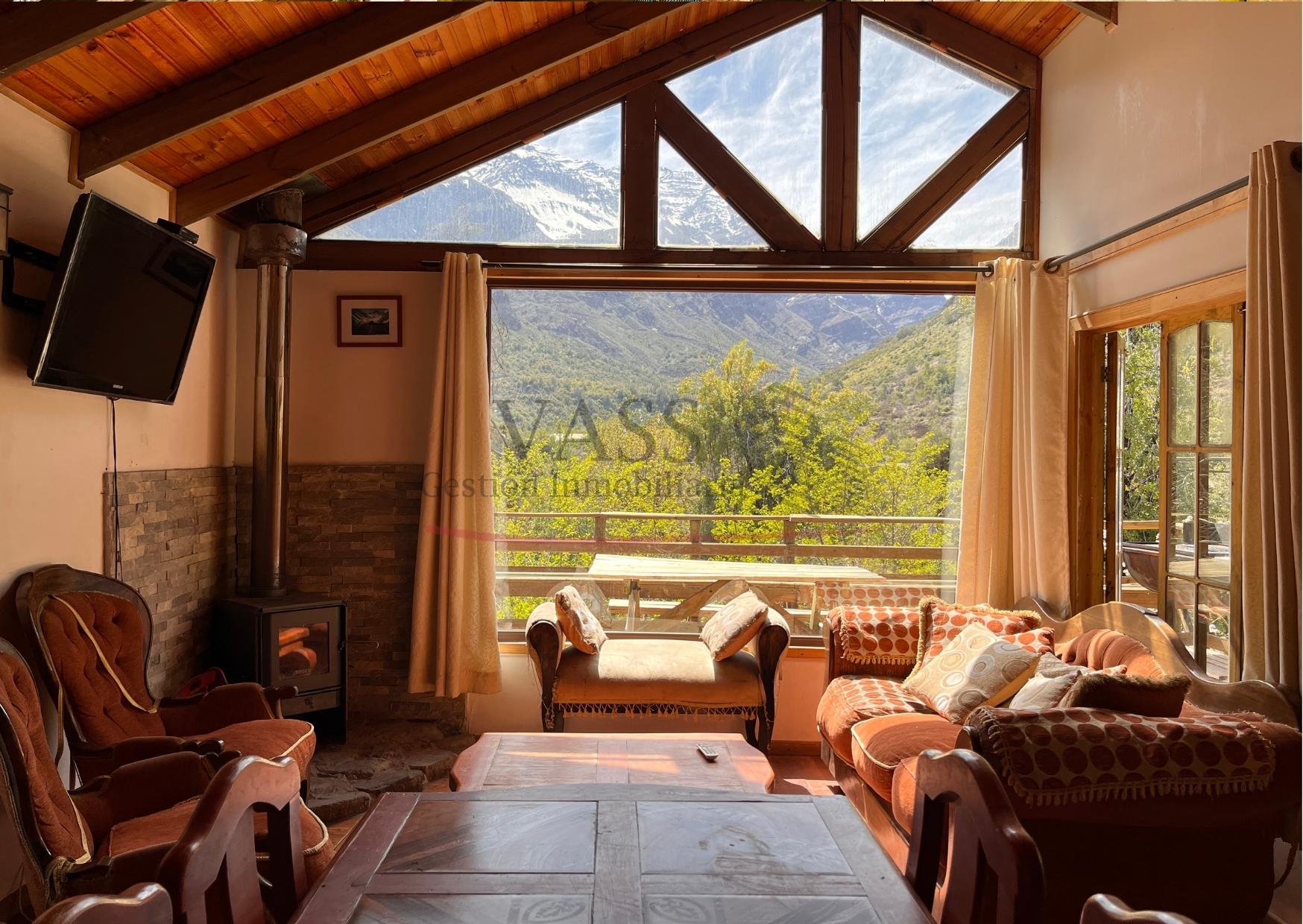 VASS Vende Espectacular Casa En La Cordillera De Los Andes