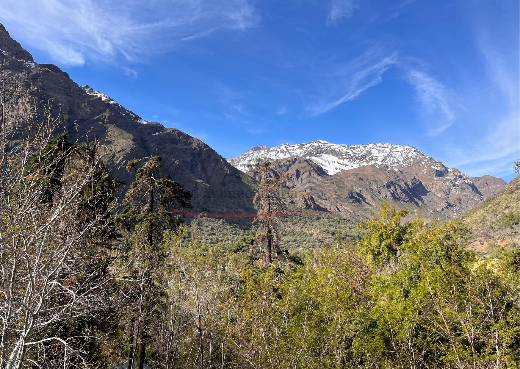 VASS Vende Espectacular Casa En La Cordillera De Los Andes