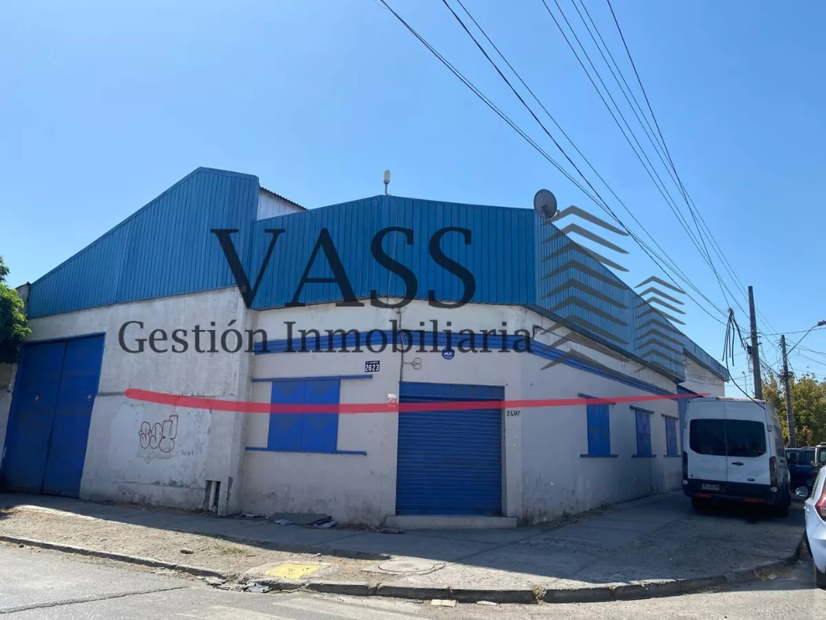 VASS Gestión Inmobiliaria vende galpón comercial en estratégico sector de Pedro Aguirre Cerda. Santiago