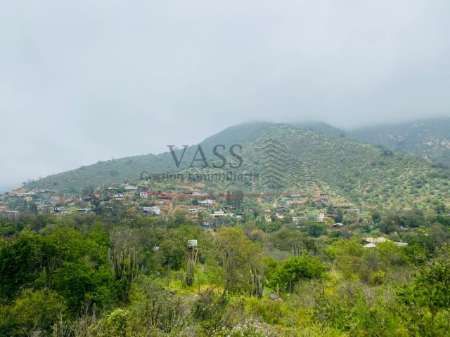 VASS Gestión Inmobiliaria vende terreno en condominio con vista al Cerro la Campana. Olmué