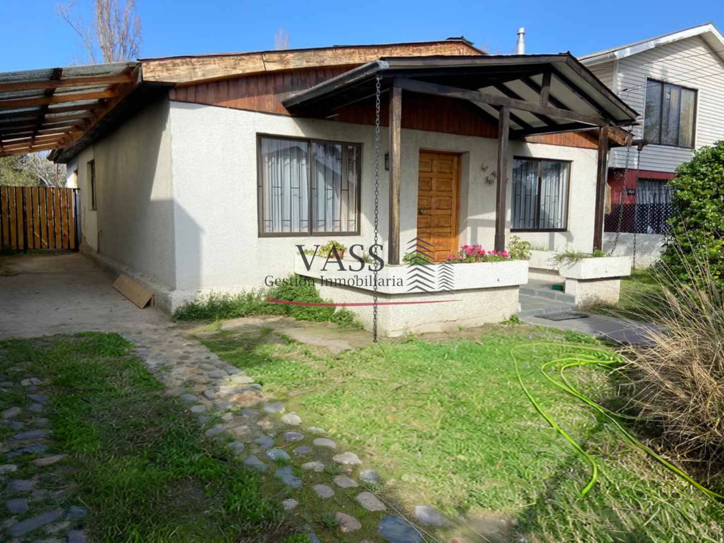 VASS Gestión Inmobiliaria vende casa de 3D 1B con gran patio en Villa Alemana