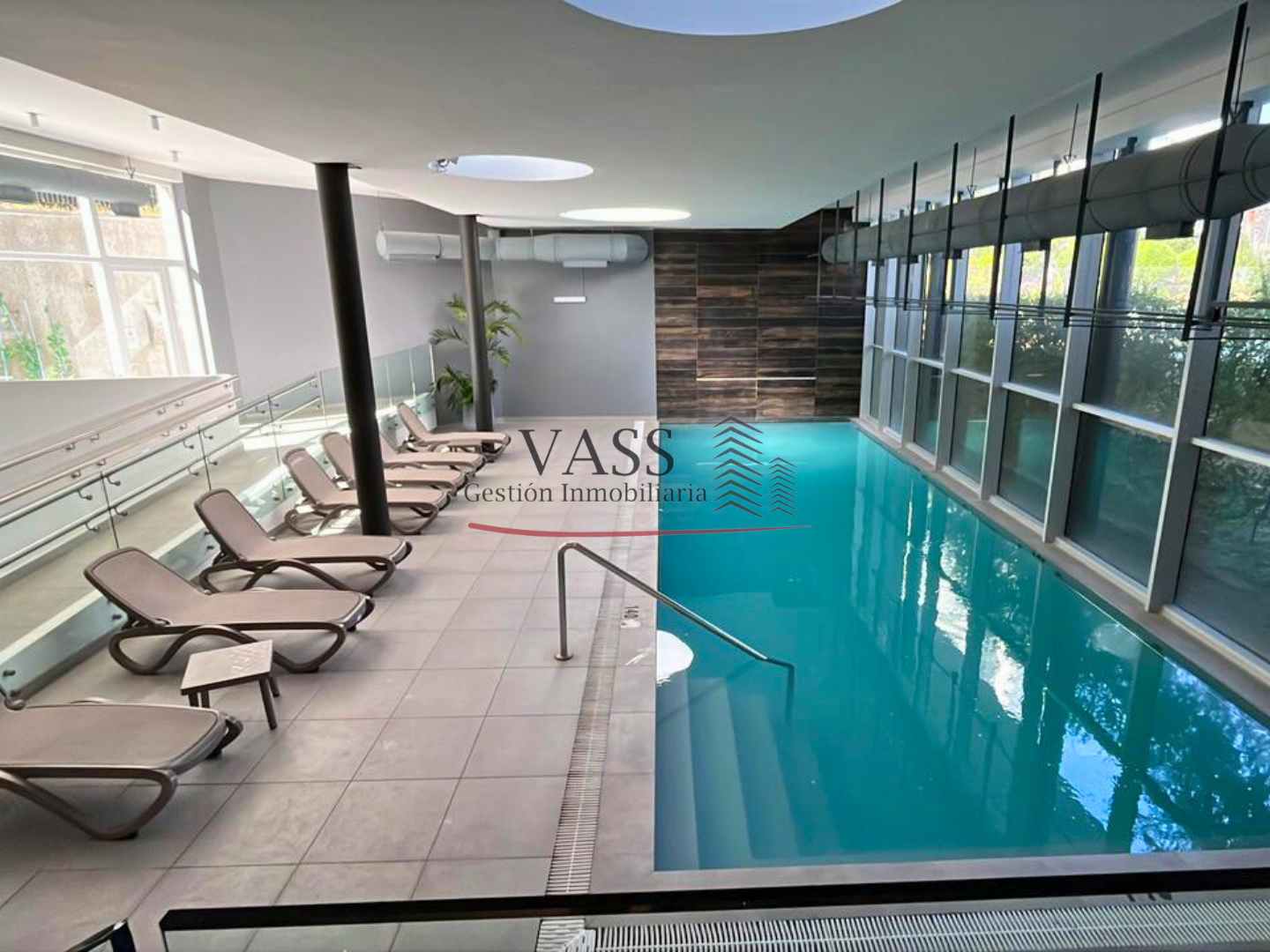 VASS Gestión Inmobiliaria arrienda departamento de 2D 2B en Costa de Montemar, Concón